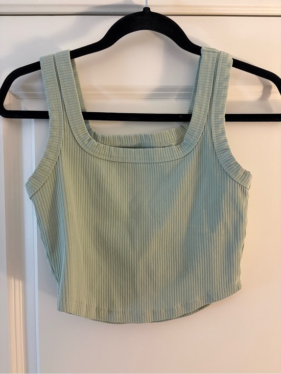Madewell Tops - Madewell Women’s Sage Green The Tailored Crop Tank